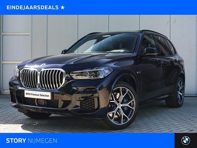 M carbonschwarz (donker zwart metallic) Gebruikt 2022 BMW X5 Comfort Edition SUV | € 67.450 (Eerlijke prijs)