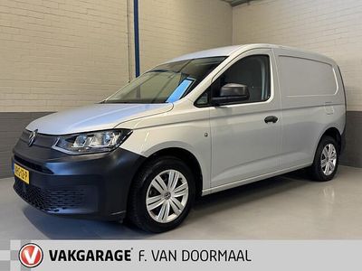 Grijs (metallic) Occasion 2022 VW Caddy Comfortline MPV | € 15.900