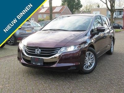 Wit (metallic) Occasion 2010 Honda Odyssey MPV | € 14.995