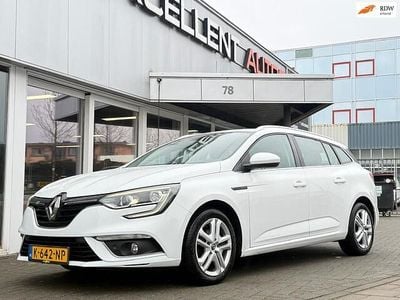 Occasion Renault Mégane GrandTour LIMITED 110 PK (80 kW) 2017 Wit Stationwagen