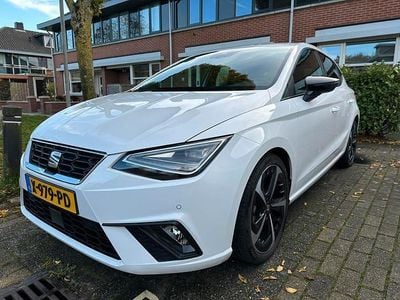 Wit Occasion 2023 Seat Ibiza FR Hatchback | € 20.000 (Goede deal)