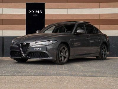 tweedehands Alfa Romeo Giulia 2.0T 280pk AWD Veloce | Pano-dak | Harman/Kardon |