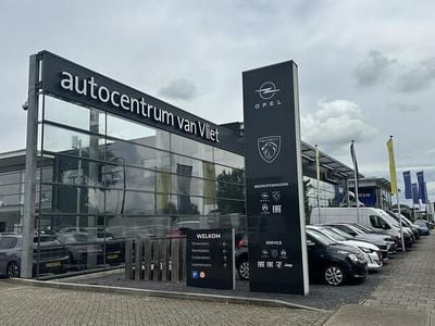 Occasion Opel Combo 102 PK (75 kW) 2024 Diamond black (donker zwart) Van