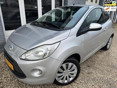 Grijs (metallic) Occasion 2010 Ford Ka Titanium Hatchback | € 2.450 (Eerlijke prijs)