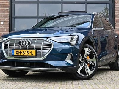 Blauw (metallic) Occasion 2018 Audi e-tron SUV | € 20.900 (Super prijs)
