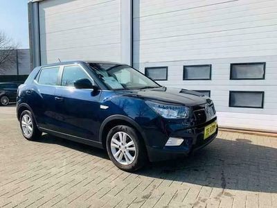 tweedehands Ssangyong Tivoli Quartz 1.6l benzine EURO6 * GPS * Camera * CarPass