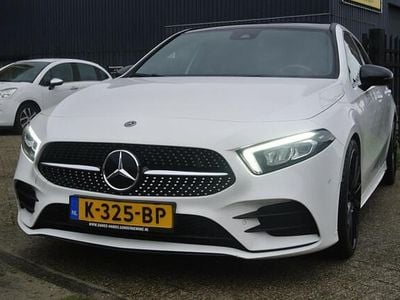 Wit Gebruikt 2018 Mercedes A200 Business Hatchback | € 17.499 (Eerlijke prijs)