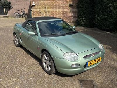 Groen (metallic) Gebruikt 2000 MG F Cabriolet | € 4.750 (Goede deal)