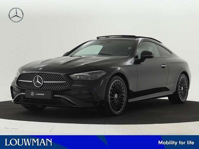 Zwart, metallic lak Gebruikt 2024 Mercedes CLE300 AMG line Coupé | € 89.999 (Duur)