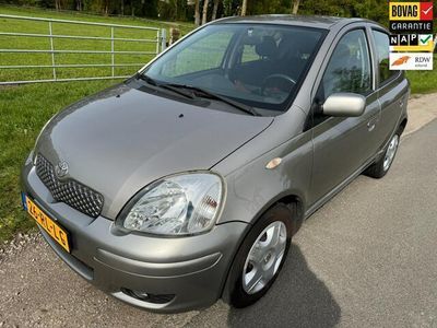 tweedehands Toyota Yaris 1.3 VVT-i S-Line hartstikke betrouwbare auto met a