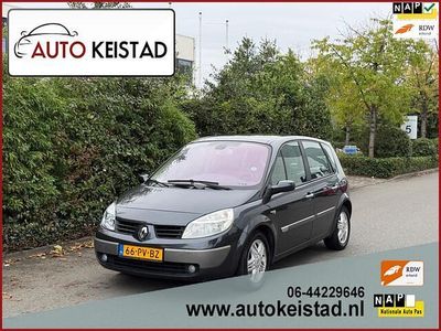 Grijs Gebruikt 2005 Renault Scénic II MPV | € 1.400 (Iets duurder)
