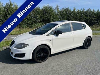 tweedehands Seat Leon 1.8 TFSI Sport Leder Stoelverw. Pdc Schuifkanteldak Navi