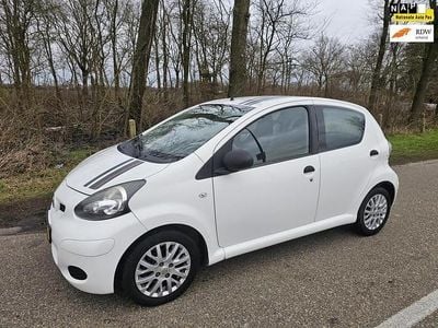 Occasion 2011 Toyota Aygo Hatchback | € 2.450 (Eerlijke prijs)