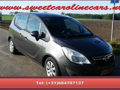 Grijs Gebruikt 2011 Opel Meriva Edition MPV | € 4.250 (Eerlijke prijs)