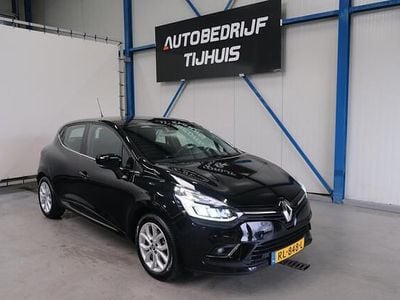 Zwart Occasion 2018 Renault Clio IV Intens Hatchback | € 6.900 (Goede deal)