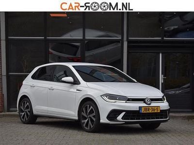 Wit Occasion 2022 VW Polo R-line Hatchback | € 19.950 (Eerlijke prijs)