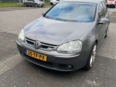 VW Golf V