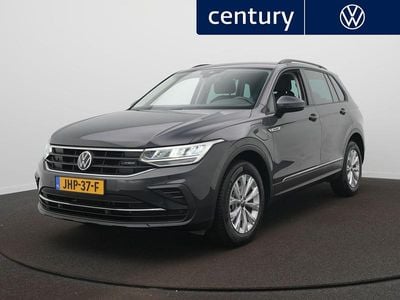 Grijs Gebruikt 2022 VW Tiguan Business SUV | € 29.900 (Super prijs)