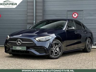 tweedehands Mercedes C180 AMG Line / NL Auto / Leder