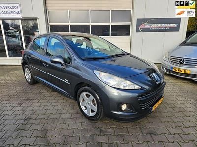 Grijs (metallic) Gebruikt 2011 Peugeot 207 Hatchback | € 1.950 (Eerlijke prijs)