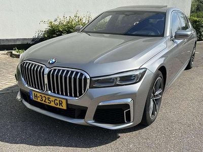 Grijs Gebruikt 2019 BMW 750L M Sport Sedan | € 59.950