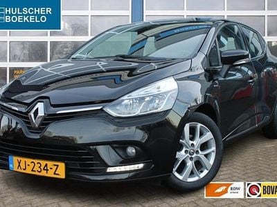 Zwart (metallic) Occasion 2019 Renault Clio IV LIMITED Hatchback | € 11.650 (Eerlijke prijs)