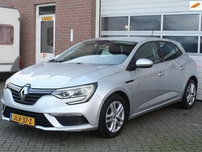 Occasion Renault Mégane IV Business 116 PK (85 kW) 2019 Grijs Hatchback