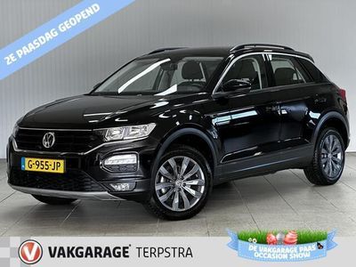 tweedehands VW T-Roc 1.0 TSI Style /Apple + Android /Airco /Adaptive Cruise /Elek. pakket /Bluetooth /Regensensor /17"LMV /PDC V+A /LED Dagrijverl. /Dakrails /Armsteun /Isofix.