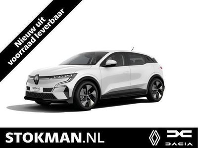 tweedehands Renault Mégane IV EV60 220pk Optimum Charge Equilibre | Navi by app | Clmimat Control | Warmtepomp | 130 kW DC laden | | ¤ 2.950,- SEPP SUBSIDIE of ¤ 61,- per maand bij Private Lease |