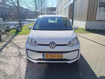 Wit Gebruikt 2017 VW up! Hatchback | € 5.750 (Eerlijke prijs)