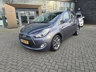 Grijs Occasion 2017 Hyundai ix20 GO! Hatchback | € 9.950 (Goede deal)