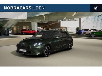 Groen Nieuw 2025 BMW 120 Comfort Edition Hatchback | € 58.384 (Duur)