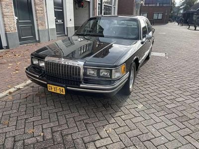 Occasion Lincoln Town Car 213 PK (156 kW) 1993 Bruin Sedan