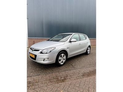 Occasion Hyundai i30 Dynamiq 126 PK (92 kW) 2010 Grijs Hatchback
