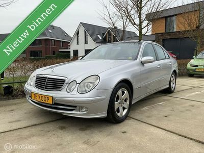 tweedehands Mercedes E240 Avantgarde*Leder*Pano*NwAPK*