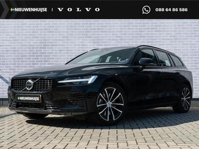 Zwart Occasion 2025 Volvo V60 Plus Stationwagen | € 42.899 (Super prijs)