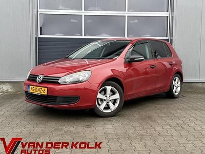 Rood Occasion 2010 VW Golf VI Style Hatchback | € 4.745 (Goede deal)