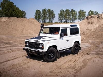 tweedehands Land Rover Defender 2.2 D HT 90" E