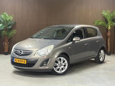 Bruin Occasion 2011 Opel Corsa Cosmo Hatchback | € 2.750 (Goede deal)