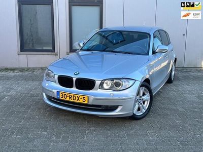 tweedehands BMW 118 1-SERIE i Business Line NAVI LEER AUT PDC