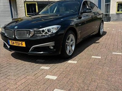 Zwart (metallic) Gebruikt 2014 BMW 328 Executive Hatchback | € 14.950 (Eerlijke prijs)