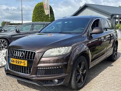 Bruin Gebruikt 2011 Audi Q7 S-Line SUV | € 10.950