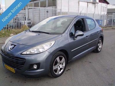 tweedehands Peugeot 207 1.6 5 DEURS MET AIRCO