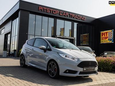 tweedehands Ford Fiesta 1.6 ST2 200 PK Camera Style Full 1e Eigenaar.