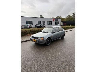 Grijs Occasion 1992 Toyota Starlet Hatchback | € 1.299