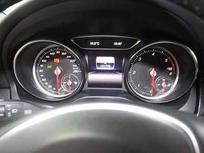 Mercedes CLA180