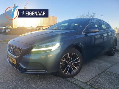 Occasion Volvo V40 Inscription 120 PK (88 kW) 2016 Blauw Hatchback