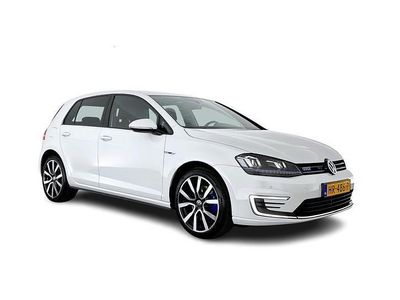 Occasion 2015 VW e-Golf GTE Hatchback | € 9.645 (Eerlijke prijs)