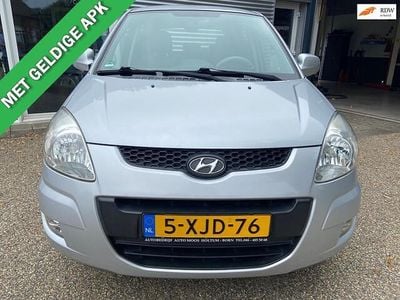 Zilver (metallic) Occasion 2009 Hyundai Matrix Active MPV | € 2.250 (Goede deal)
