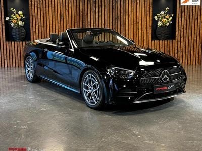 Zwart Gebruikt 2021 Mercedes E200 AMG line Cabriolet | € 47.900
